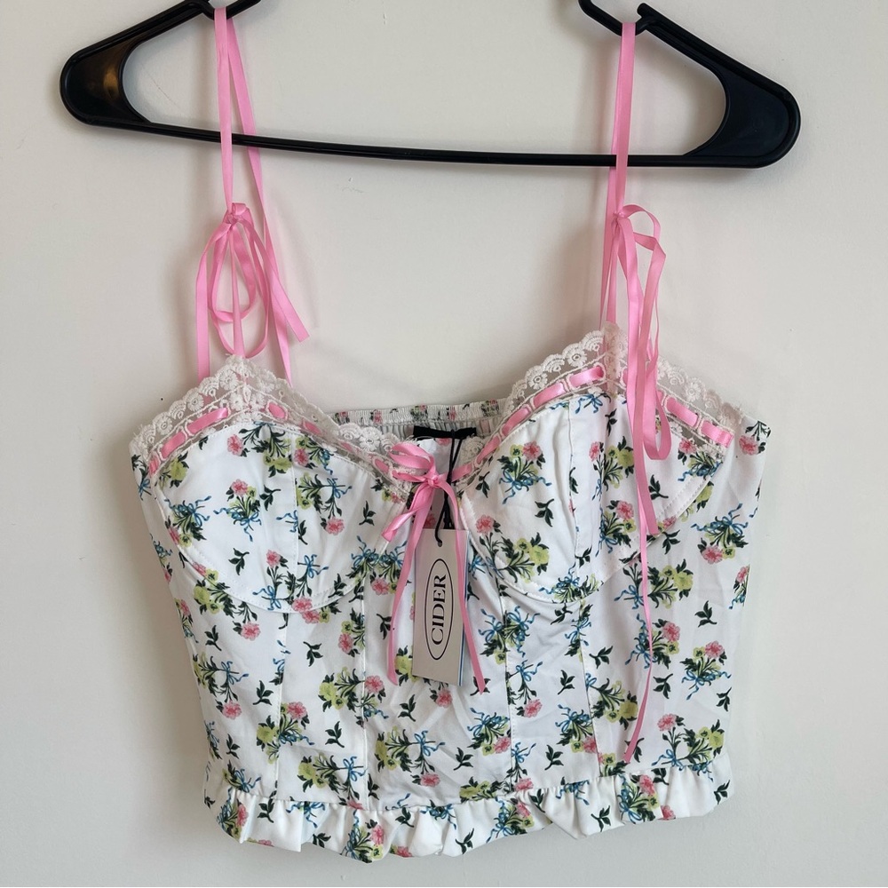 Cider Small NWT White Dainty Corset Top Lace Trim Ditzy Floral Coquette Milkmaid